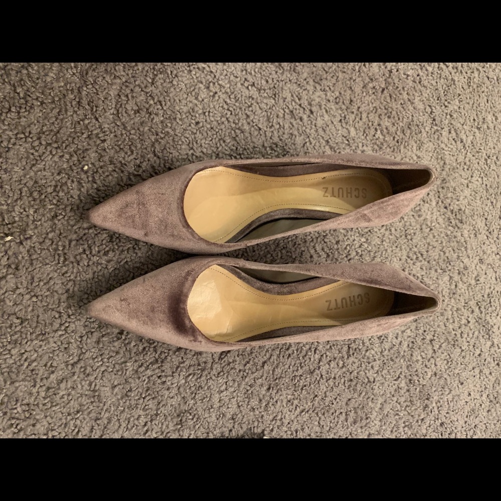 Schutz velvet heel - Picture 1 of 3